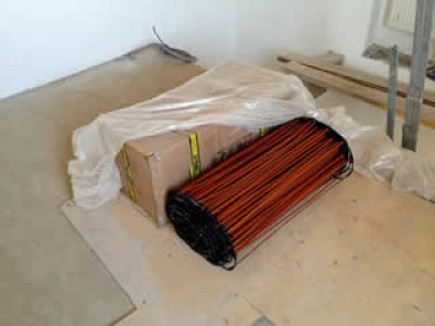 Карбоновый теплый пол в коттедже