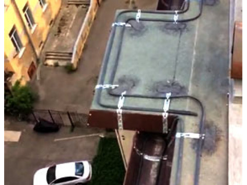 Монтаж системы антиобледенения на Миллионной в Санкт-Петербурге