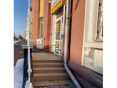 Безопасное крыльцо - теплое и сухое.