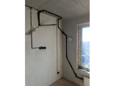 Установка кондиционера в два этапа