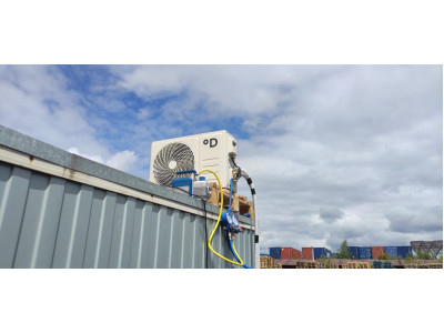 Обеспечение Комфорта в Офисе-Вагончике: Установка Сплит-Системы для Продуктивной Работы