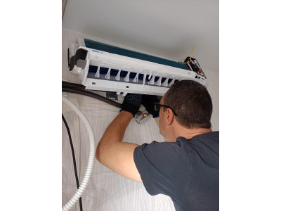 Установка инверторного кондиционера Royal Clima Aria: Опыт пенсионеров из Томска