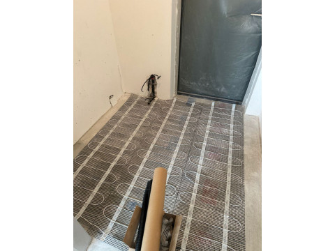 Монтаж нагревательных матов под плитку: комфорт и тепло для вашего дома