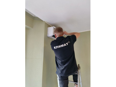 Установка кондиционера для Сергея: профессиональный подход от «Новосибирского Бурана»