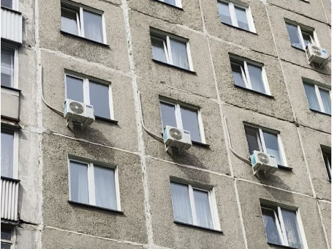 Установка трёх кондиционеров Coolberg в квартире на ул. Пархоменко — ювелирная работа от «Буран» ❄️