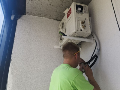 Монтаж кондиционера TCL с дренажной помпой на Некрасова 39 — установка на ранее проложенную трассу от «БУРАН»