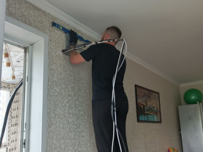 Евгений выбрал “Буран” для установки кондиционера с умными функциями: безопасный климат для всей семьи