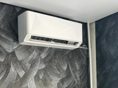 Монтаж сплит-системы Loriot Diamond LAC-09 на ул. Мерлина, 2 — быстро и качественно