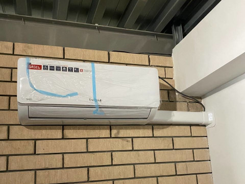 Монтаж сплит-системы Energolux Basel 09 для компании «Евробетон» в Новосибирске — комфорт и надёжность от «Буран Климат»