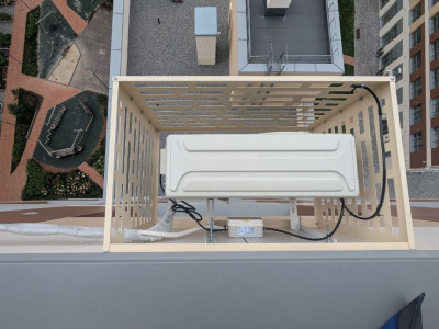 Установка распылителя конденсата Ballu Nebuliser 2.0 в Томске — легальный дренаж без шлангов на фасаде