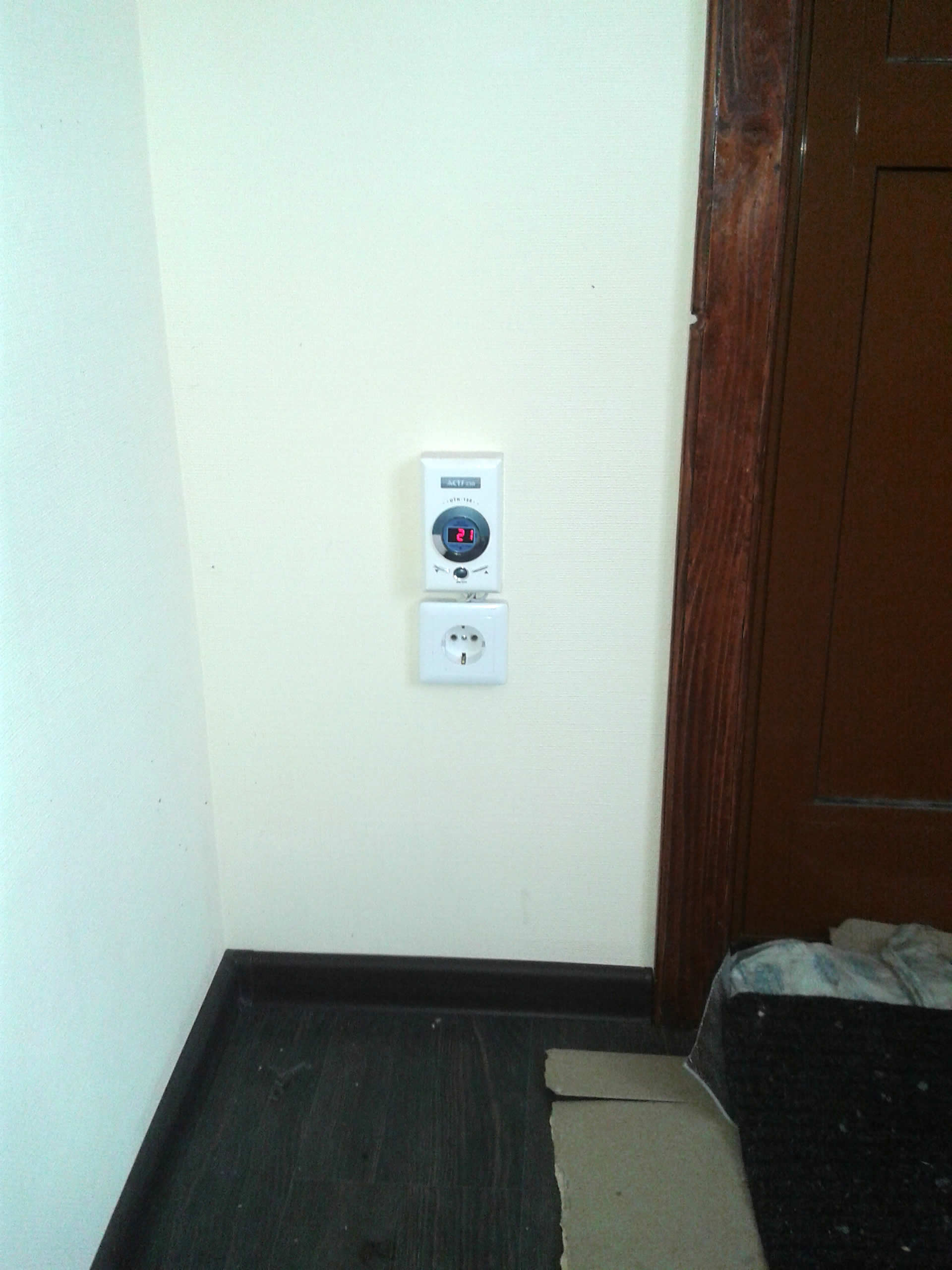 терморегулятор - в коттедже класса «Люкс» в Басаргино терморегулятор - в коттедже класса «Люкс» в Басаргино