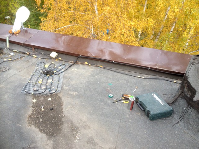 Антиобледенение кровли и водостоков Антиобледенение кровли и водостоков